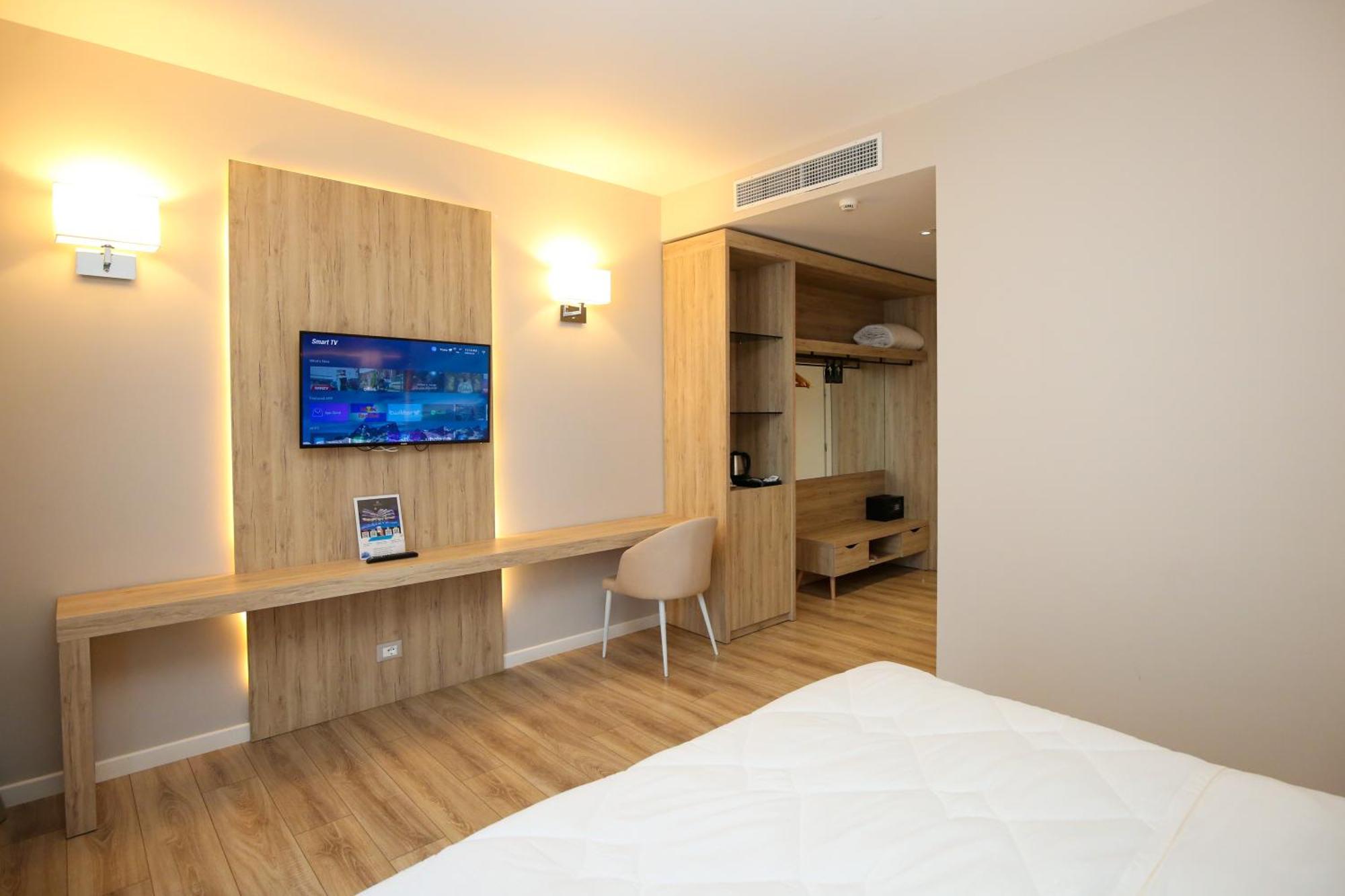 Hotel Regina Blu Radhime